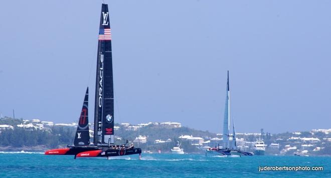 Day 4 – Race 2 - Groupama Team France and Oracle Team USA - Louis Vuitton America's Cup ©  Jude Robertson http://juderobertsonphoto.wix.com/pix